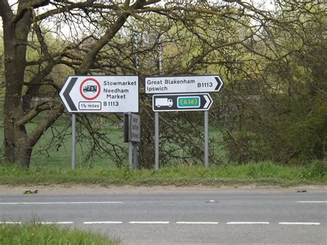 Roadsigns On The B1113 Lower Street Geographer Cc By Sa 2 0