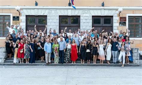 Generacija 2000 Gimnazije Jurja Barakovića proslavila 25 godina mature skupili se sa svih