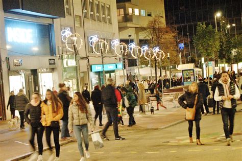 Fotogaleria Arrenca El Nadal A Terrassa Amb Lencesa De Llums