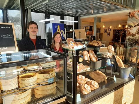 Boulangerie la réputée maison Savary sagrandit et se diversifie