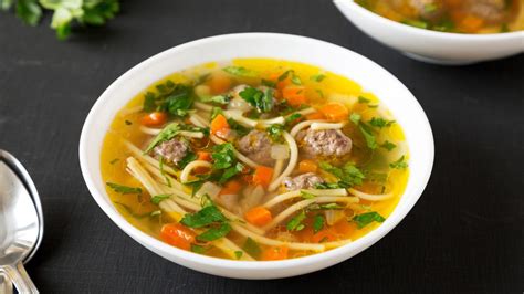 Zuppa Cinese L Alternativa Asiatica Al Minestrone Dissapore