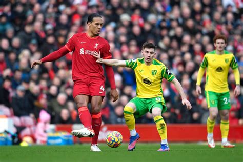 Bbc Pundit Claims Liverpool Didnt Look Together Van Dijk Tried To