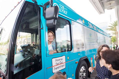 2016 Public Service Lynx Bus Unveiling | OCFL Newsroom