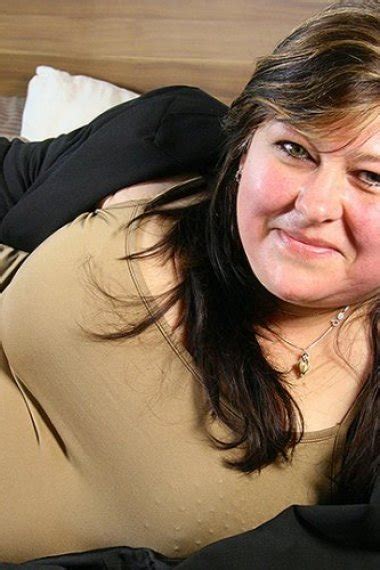 Horny Dutch Housewife Playing With Her Toy Mature Nl Maturenl Nl