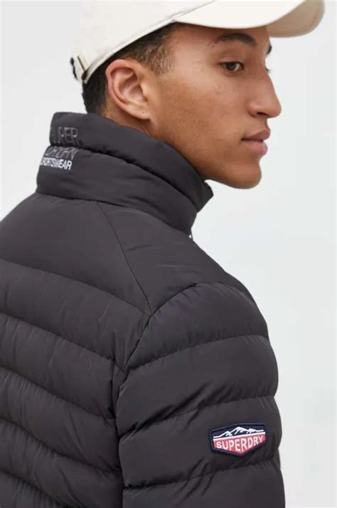 Куртка Superdry чоловіча колір чорний зимова | ANSWEAR.ua