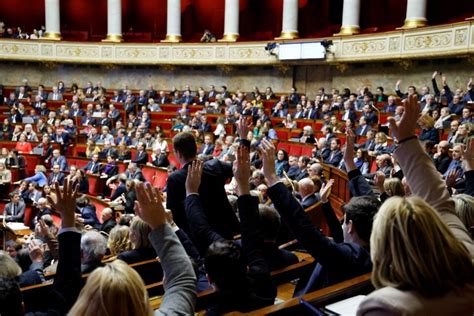 Je n ai pas à m excuser exclu de l Assemblée le député Thomas