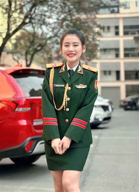 R I B Qu N Ph C Gu Th I Trang C A Hot Girl Qu N Nh N C Khen Ng I H T L I