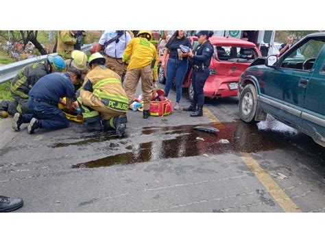 Choque M Ltiple En Carretera A Chapala Deja Dos Personas Lesionadas