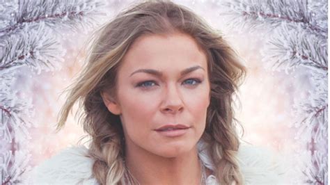 Leann Rimes Journey The Truth Behind Her Breast Augmentation Rumors Plastic Surgery Stars