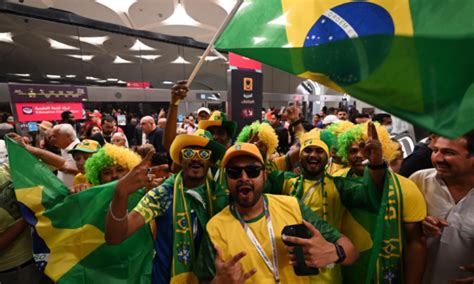 Torcida Brasileira Faz Festa No Catar Batucada E Provoca Es Veja