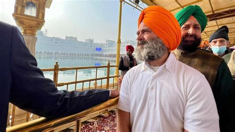 Rahul Gandhi Visits Golden Temple As Bharat Jodo Yatra Enters Punjab