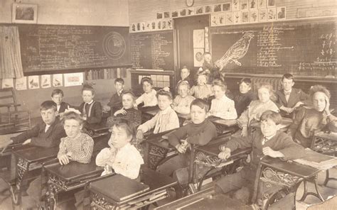 class photo  rvictorianera