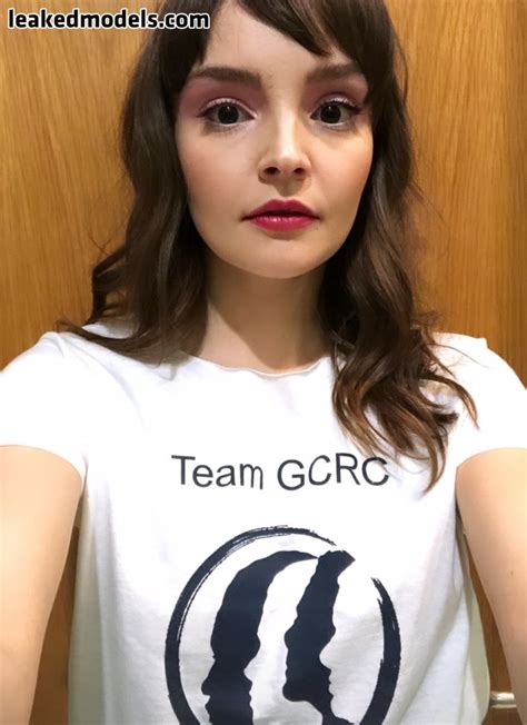 Lauren Mayberry Laurenevemayberry Nude Leaks Onlyfans Photo