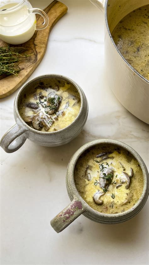 Quick and Easy Creamy Mushroom Soup - Cooking with Zahra
