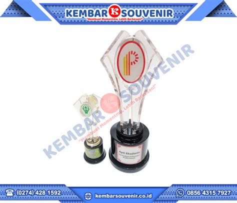 Plakat Kunjungan Industri Pt Trimitra Propertindo Tbk Jual Souvenir