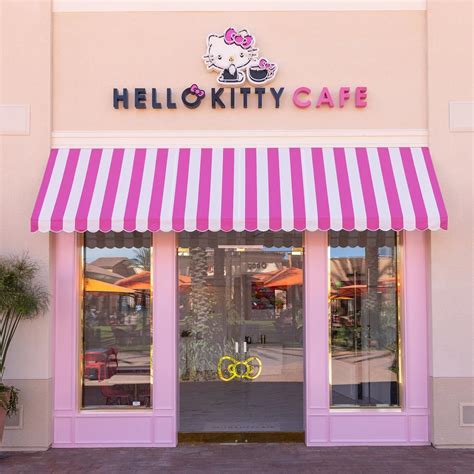 Sanrio Inaugura El Primer Café Oficial De Hello Kitty