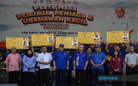 Bernama On Twitter Hawkers Traders And Small Time Entrepreneurs Mega