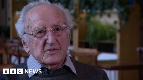 Holocaust Memorial Day Survivors Share Their Experiences