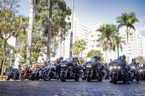 Passeio Motocicl Stico Do Maio Amarelo Realizado Em Ribeir O Preto