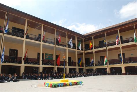 Información Académica Colegio Presentación Centro