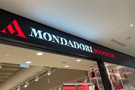 A Milano Apre La Nuova Libreria Mondadori