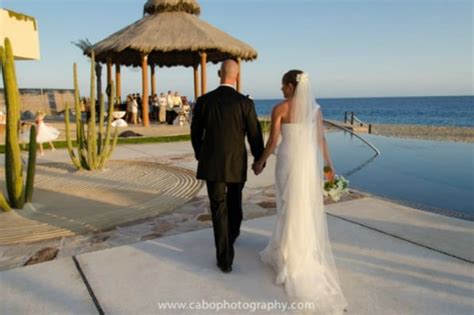 Elegant wedding in Cabo San Lucas - Destination Wedding Details