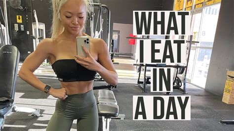 Physique Update Full Day Of Eating At 5 Weeks Out IFBB BIKINI PRO