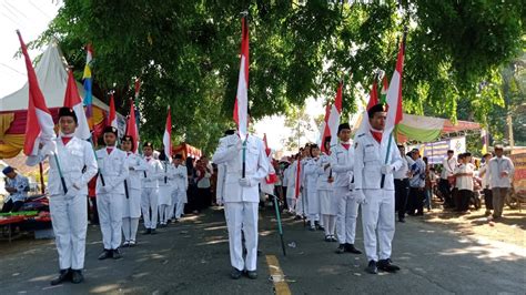 Kafilah Kec Cibadak Ikut Memeriahkan Pawai Ta Aruf Mtq Ke Xxxviii Kab