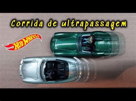 Corrida De Ultrapassagem Em Pista De Papel O Para Hot Wheels Aston