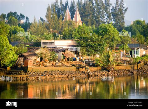 Vietnam village life hi-res stock photography and images - Alamy