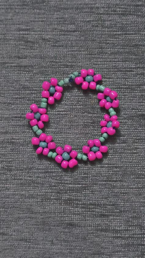 افكار خرز اساور على شكل ورد💜🌸 Handmade Jewelry Tutorials Jewelry