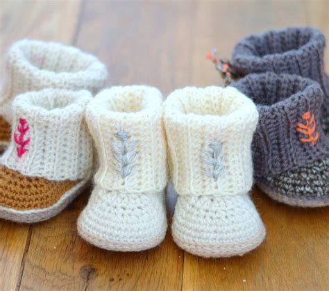 Crochet Pattern Baby Booties Baby Uggs With Rib Cuffs 4 Sizes Etsy