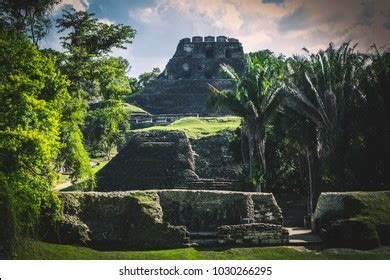 Xunantunich Ruins Belize Stock Photo 1030266298 | Shutterstock