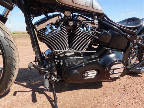 Harley Davidson Softail Deuce Custom Twisted Choppers