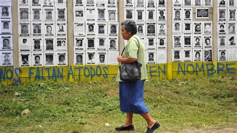 Guatemala Busca A 40 000 Desaparecidos De La Guerra Civil El Nuevo Herald