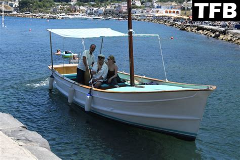 Haley Bennett Tshaileybennett Halolorraine Nude OnlyFans Leaks The Fappening Photo