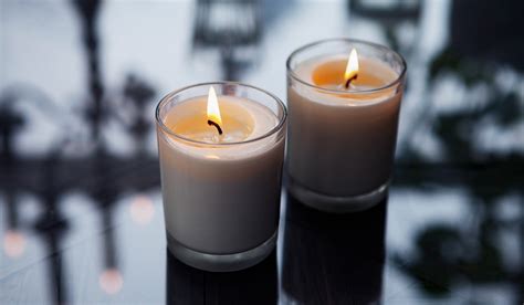 How To Fix Candle Tunneling - 5 Easy & Effective Ways - Craftbuds