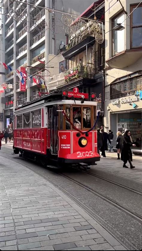 Beyo Lu K Rm Z Tramvay Ehir Istanbul T Rkler