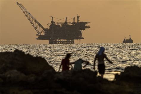 Oil Pares Gains As Biden Aims To Discourage Israel From Targeting Iran Crude Facilities Video