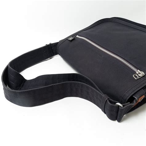 Yahoo Porter Girl Naked