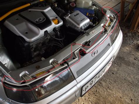 Защита от грязи двигателя и капота ВАЗ 2110