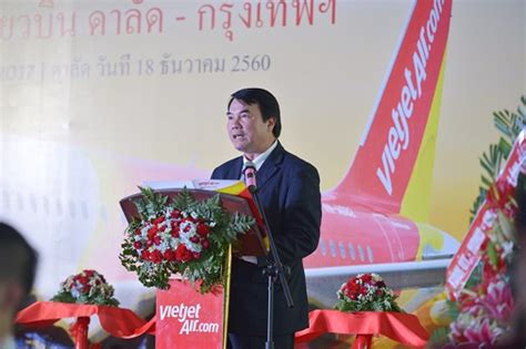 Nóng bỏng vũ điệu Bikini hoa Vietjet tưng bừng khai trương đường bay Đà Lạt Bangkok