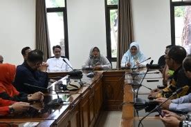 Sekretariat Dewan Perwakilan Rakyat Daerah Sekretariat Dewan Kota