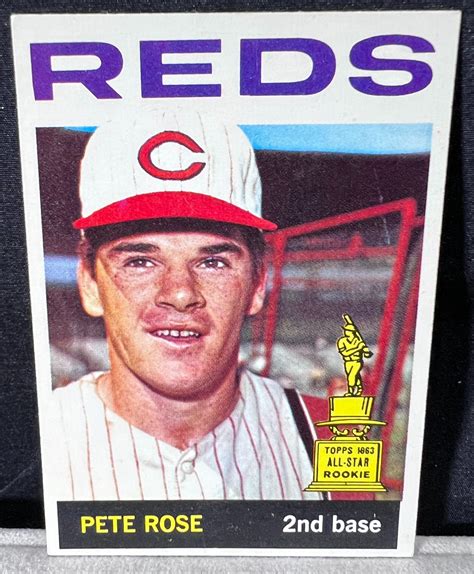 At Auction Topps Pete Rose Baseball Card