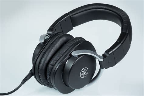 Yamaha HPH-MT5, HPH-MT7, HPH-MT8 — профессиональные студийные наушники ...
