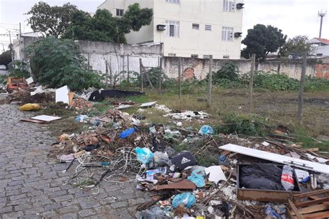 Moradores Denunciam Abandono Do Terreno Da Antiga Empresa Campostur