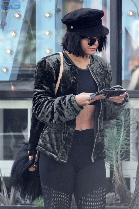 Vanessa Hudgens Nude Pictures Onlyfans Leaks Playboy Photos Sex Scene Uncensored