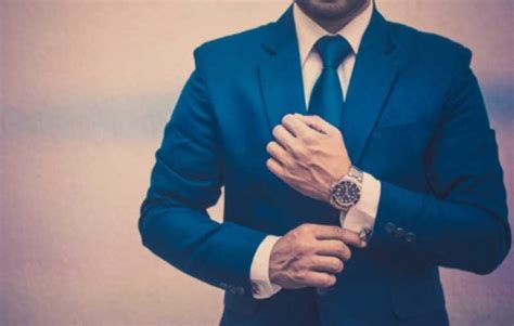 How To Wear A Watch The Complete Style Guide For Men Blufashion