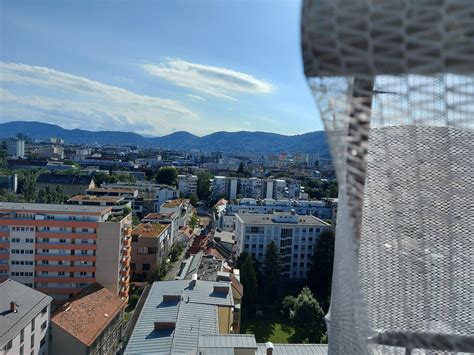 climbing scaffolding on a beautiful national holiday : r/urbanclimbing