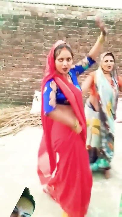 Gori Tori Patari Re Kamariya Ki Hilela Dance Bhojpurisong 👎👎🥀🥀🤩🤩